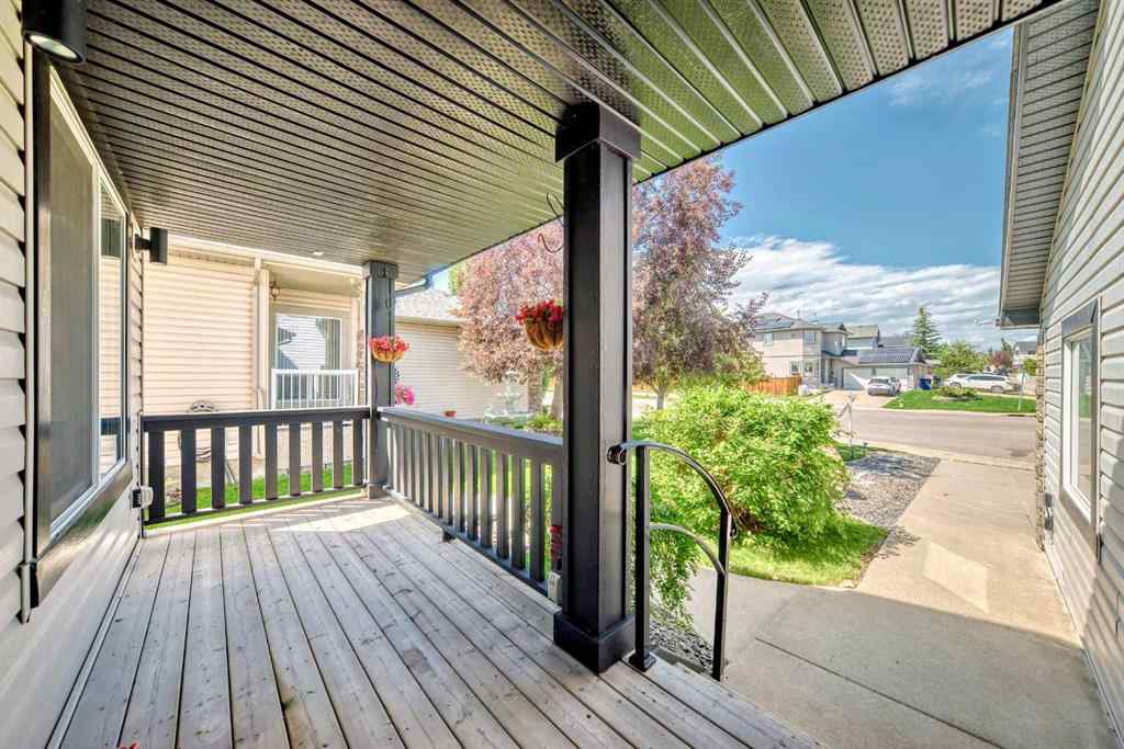 MLS® A2241953 - 120 Oakmere Way  in Westmere Chestermere, Residential