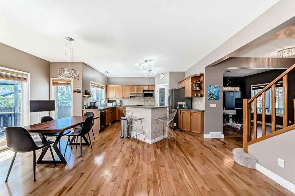 MLS® A2241953 - 120 Oakmere Way  in Westmere Chestermere, Residential