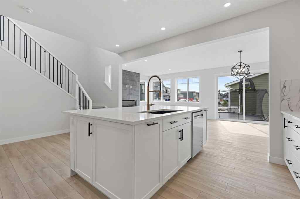 MLS® A2241960 - 33 Magnolia Path SE in Mahogany Calgary, Residential