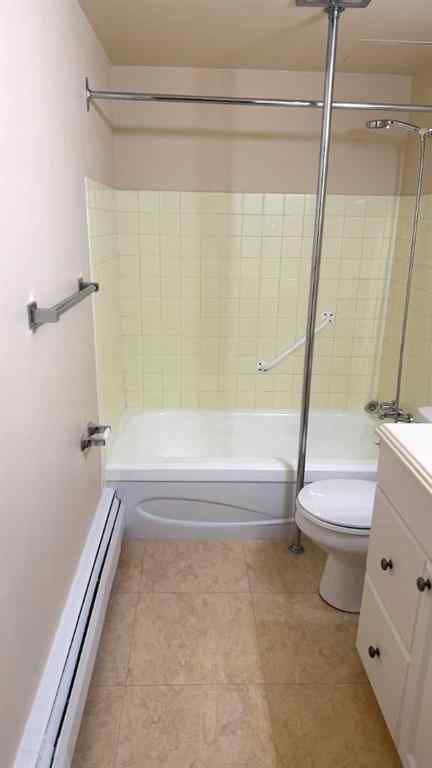 MLS® A2241961 - 1809 5 Street SW in Cliff Bungalow Calgary, Commercial