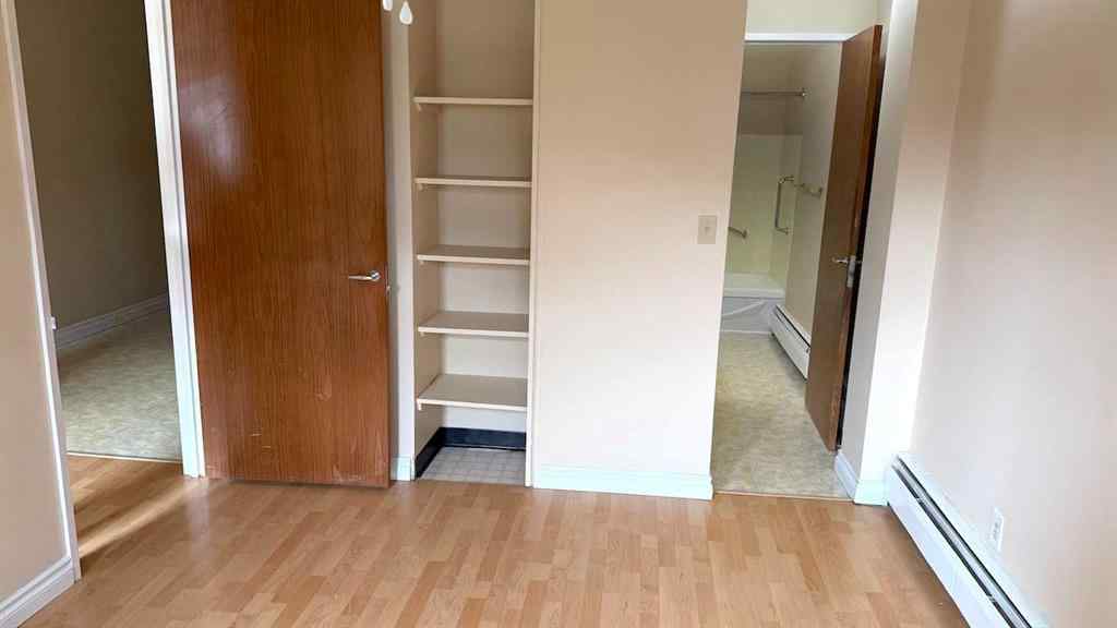 MLS® A2241961 - 1809 5 Street SW in Cliff Bungalow Calgary, Commercial