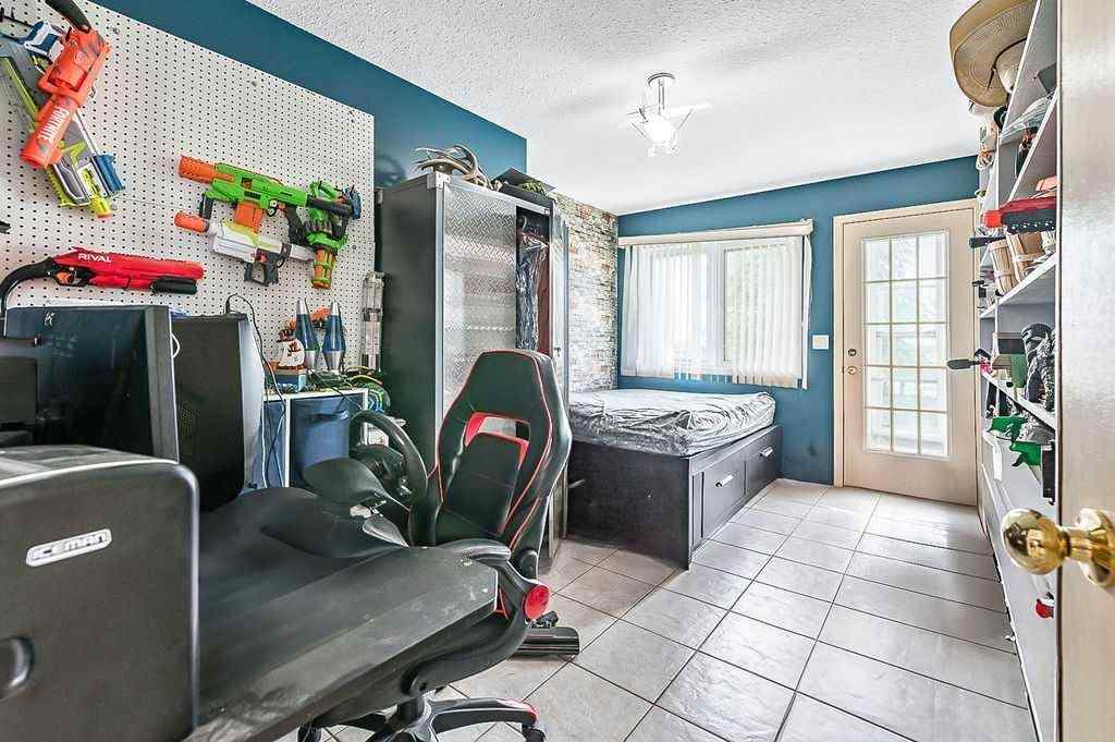 MLS® A2241974 - 211002 Range Road 260   in NONE Rural Vulcan County, Residential