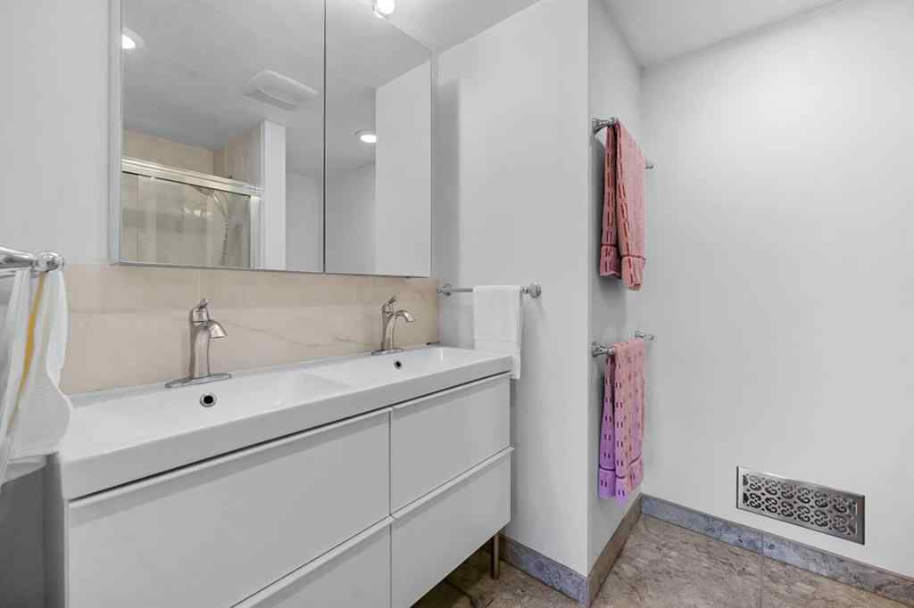 MLS® A2242000 - 514 Point Mckay Grove NW in Point McKay Calgary, Residential