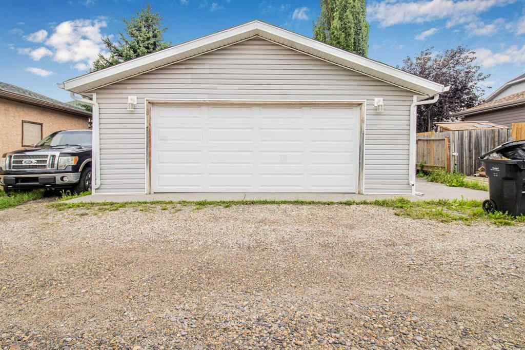 MLS® A2242002 - 16279 10 Street SW in Shawnessy Calgary, Residential