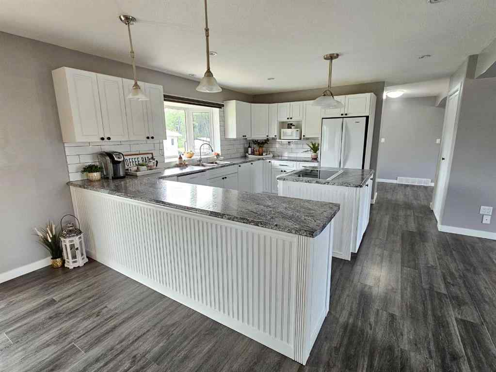 MLS® A2242006 - 9502 100 Street  in NONE Bezanson, Residential