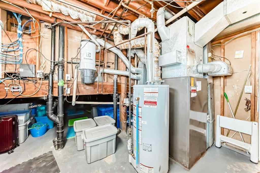 MLS® A2242030 - 32 Radcliffe Bay SE in Albert Park/Radisson Heights Calgary, Residential