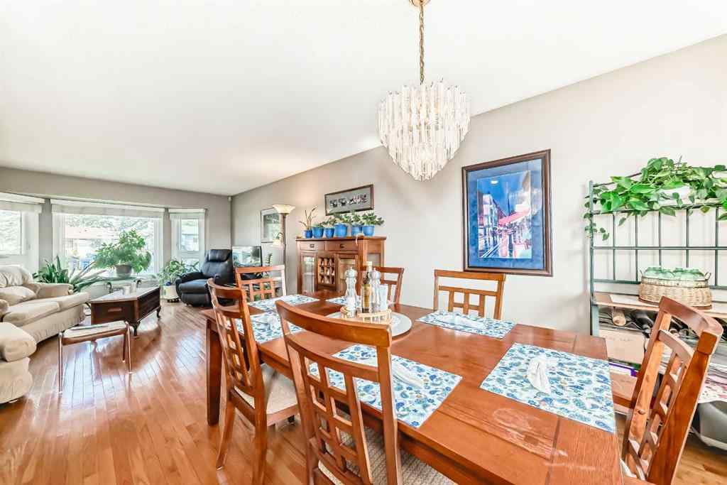 MLS® A2242030 - 32 Radcliffe Bay SE in Albert Park/Radisson Heights Calgary, Residential