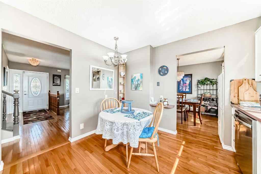 MLS® A2242030 - 32 Radcliffe Bay SE in Albert Park/Radisson Heights Calgary, Residential