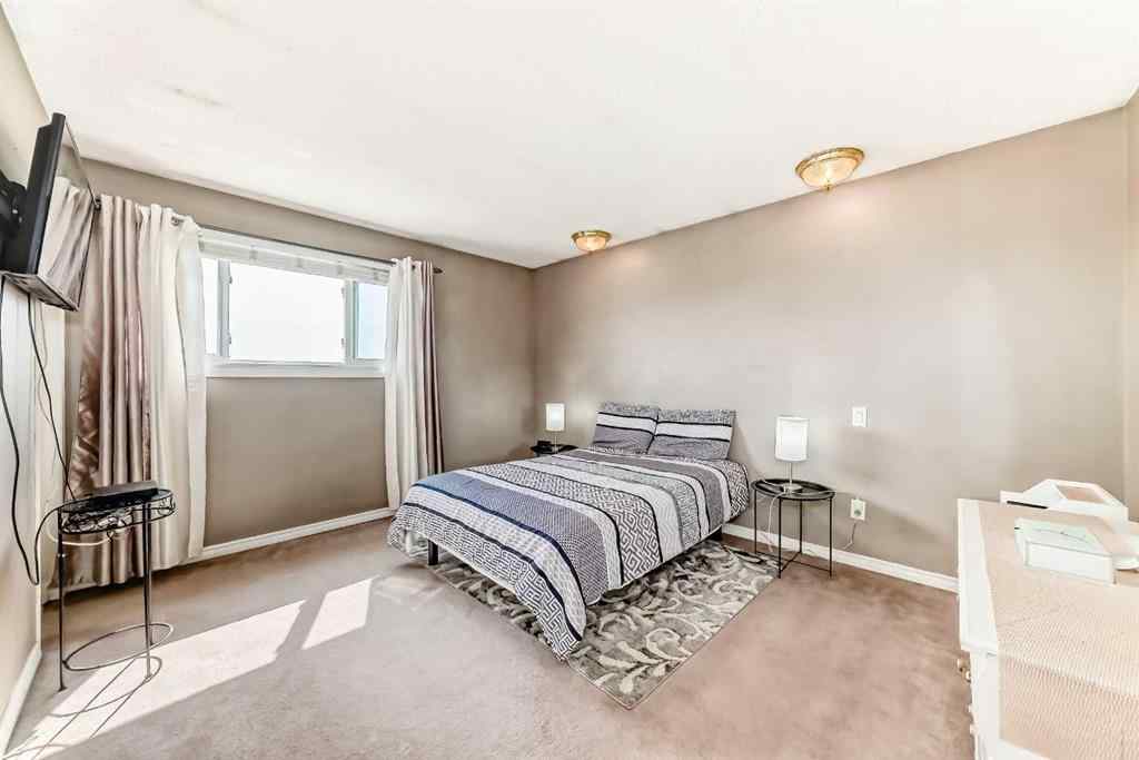 MLS® A2242030 - 32 Radcliffe Bay SE in Albert Park/Radisson Heights Calgary, Residential