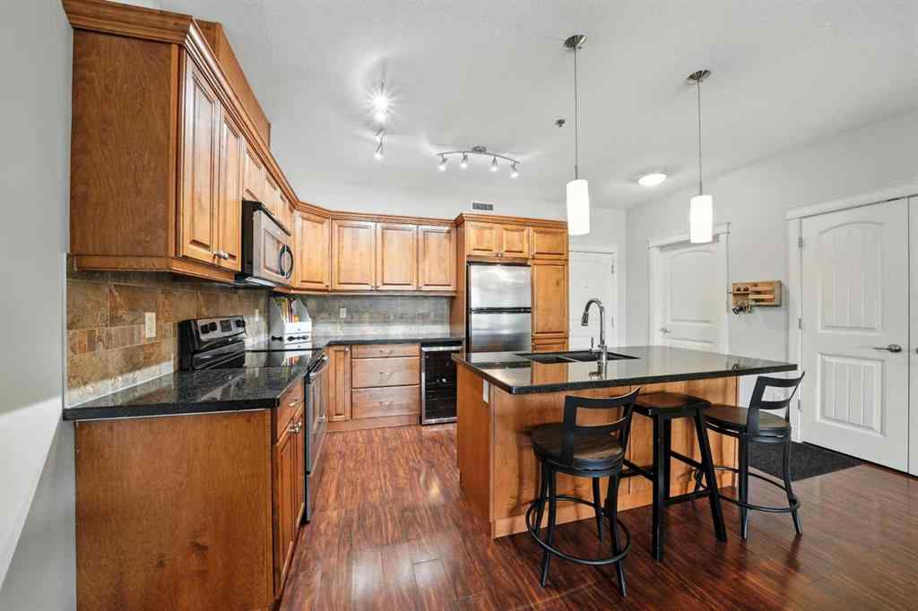 MLS® A2242032 - Unit #203 4707 50 Street  in Downtown Sylvan Lake, Residential