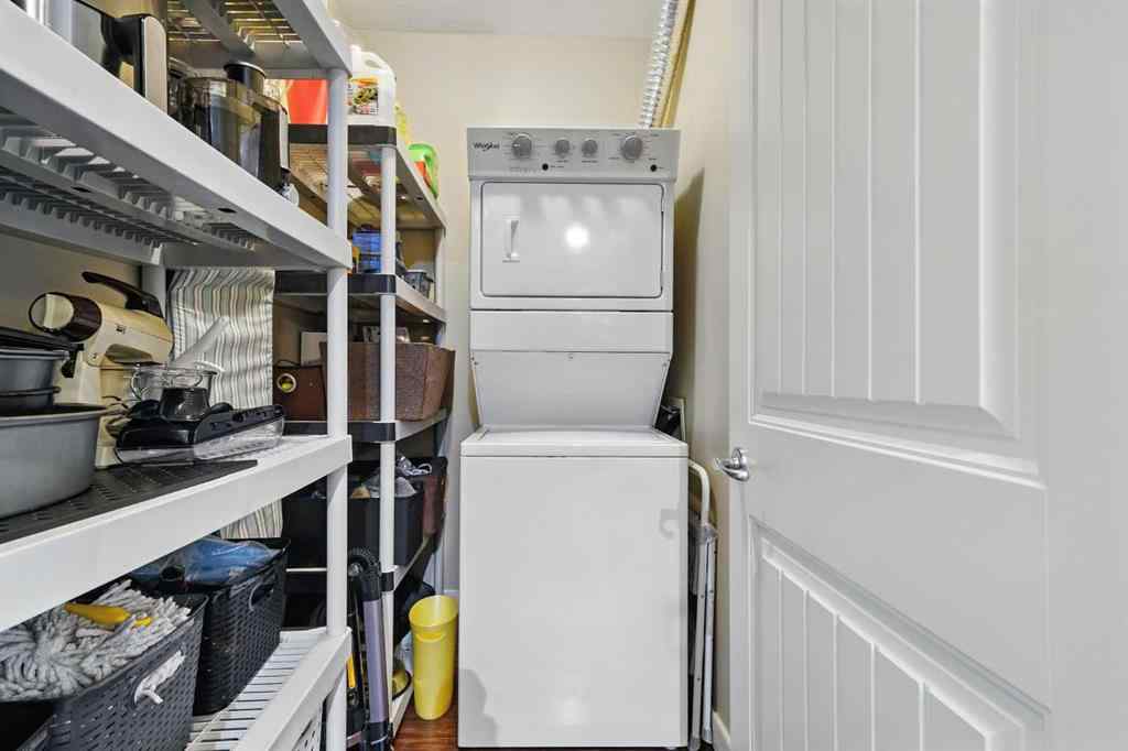 MLS® A2242032 - Unit #203 4707 50 Street  in Downtown Sylvan Lake, Residential