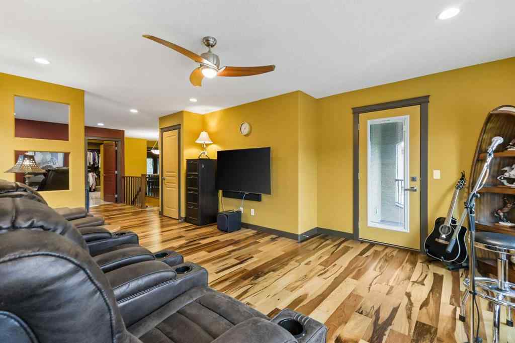 MLS® A2242046 - 652 Quarry Way SE in Douglasdale/Glen Calgary, Residential