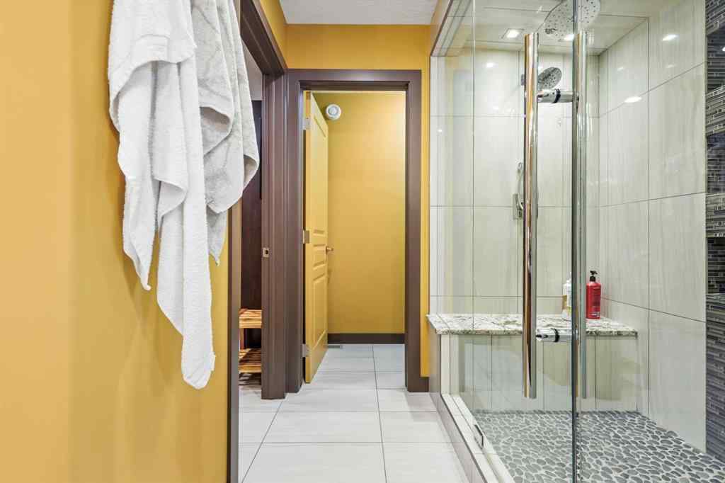 MLS® A2242046 - 652 Quarry Way SE in Douglasdale/Glen Calgary, Residential