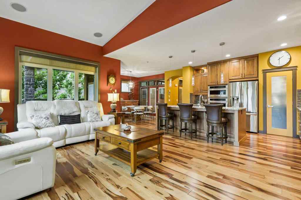 MLS® A2242046 - 652 Quarry Way SE in Douglasdale/Glen Calgary, Residential