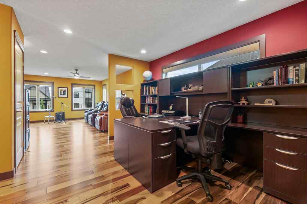 MLS® A2242046 - 652 Quarry Way SE in Douglasdale/Glen Calgary, Residential