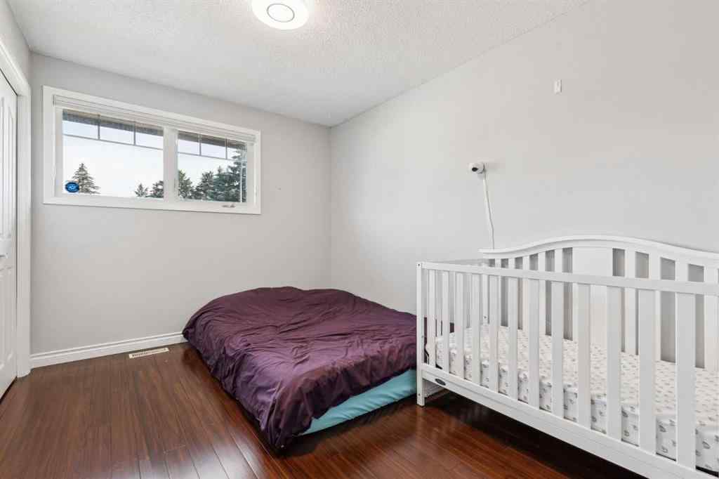 MLS® A2242047 - 2119 Vista Crescent NE in Vista Heights Calgary, Residential