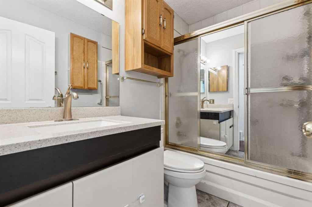 MLS® A2242047 - 2119 Vista Crescent NE in Vista Heights Calgary, Residential