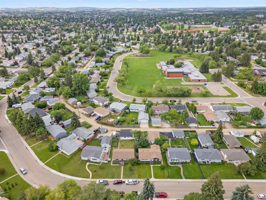 MLS® A2242051 - 3513 46 Street  in Eastview Red Deer, Residential