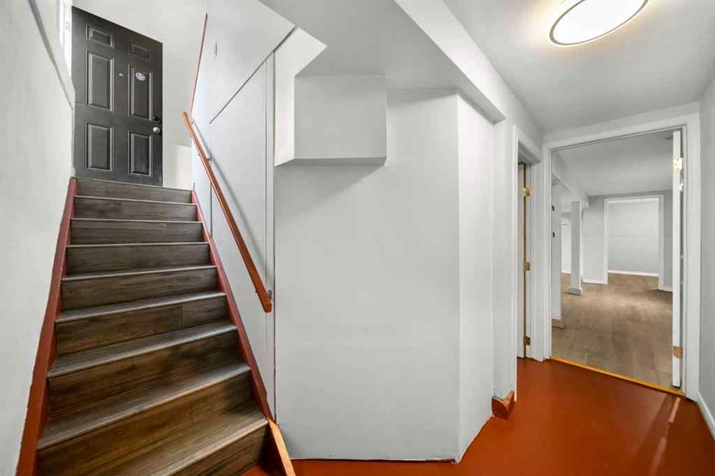 MLS® A2242051 - 3513 46 Street  in Eastview Red Deer, Residential