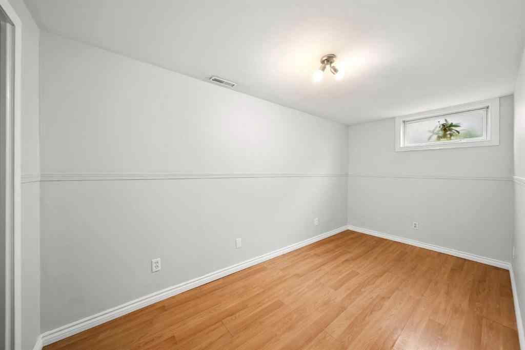 MLS® A2242051 - 3513 46 Street  in Eastview Red Deer, Residential