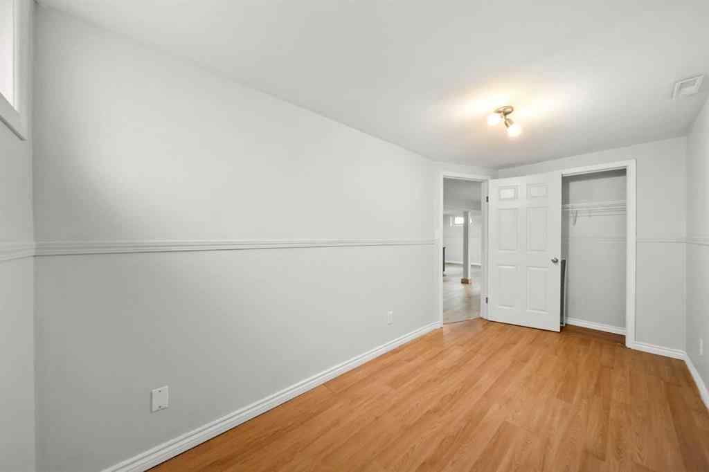 MLS® A2242051 - 3513 46 Street  in Eastview Red Deer, Residential