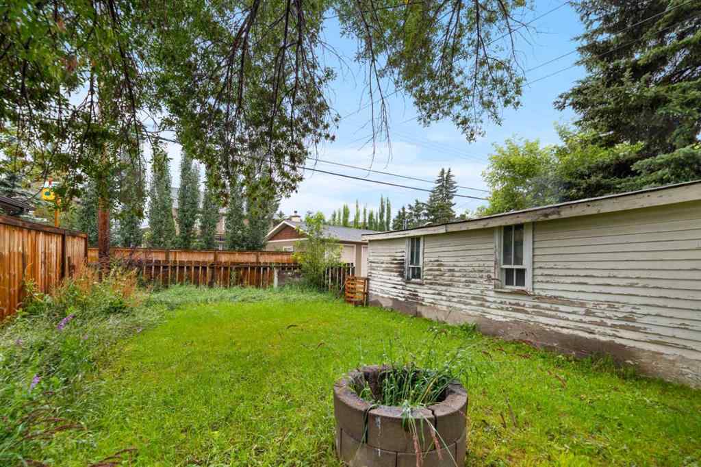 MLS® A2242053 - 1225 Regal Crescent NE in Renfrew Calgary, Residential