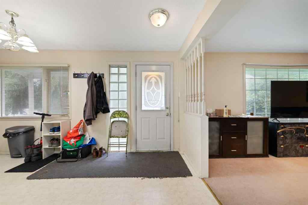 MLS® A2242053 - 1225 Regal Crescent NE in Renfrew Calgary, Residential