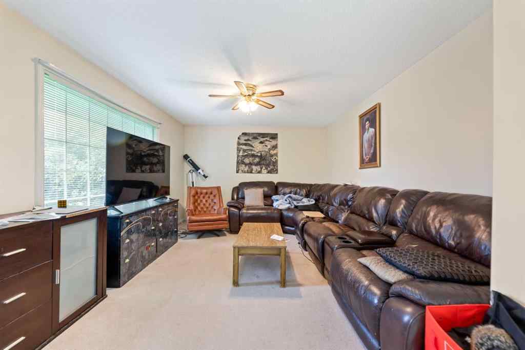 MLS® A2242053 - 1225 Regal Crescent NE in Renfrew Calgary, Residential