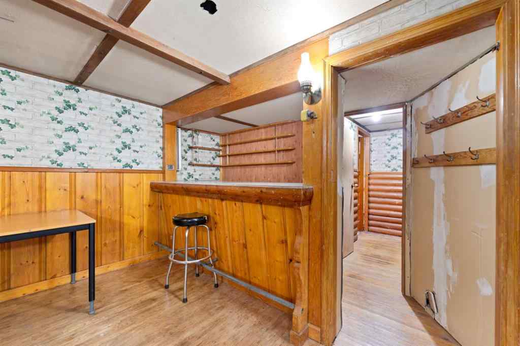 MLS® A2242053 - 1225 Regal Crescent NE in Renfrew Calgary, Residential