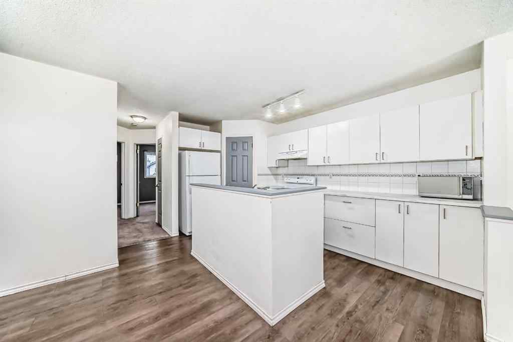 MLS® A2242063 - 202 Saddlemead Green NE in Saddle Ridge Calgary, Residential