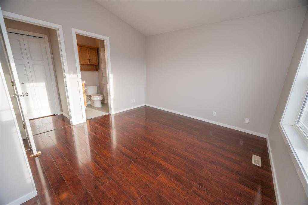 MLS® A2242073 - 60 Long Close  in Lonsdale Red Deer, Residential