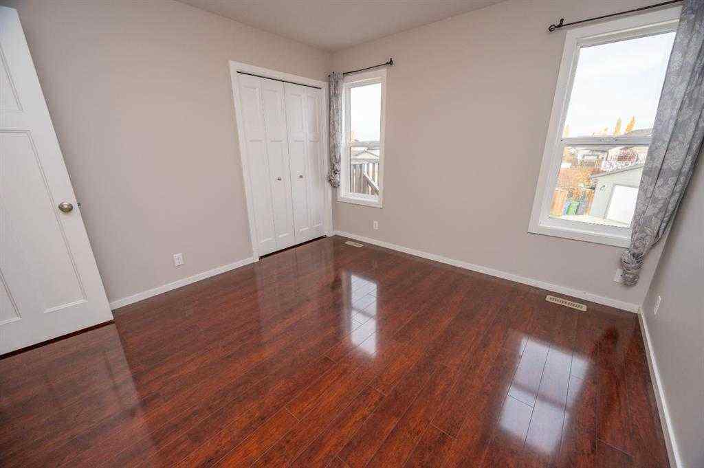MLS® A2242073 - 60 Long Close  in Lonsdale Red Deer, Residential
