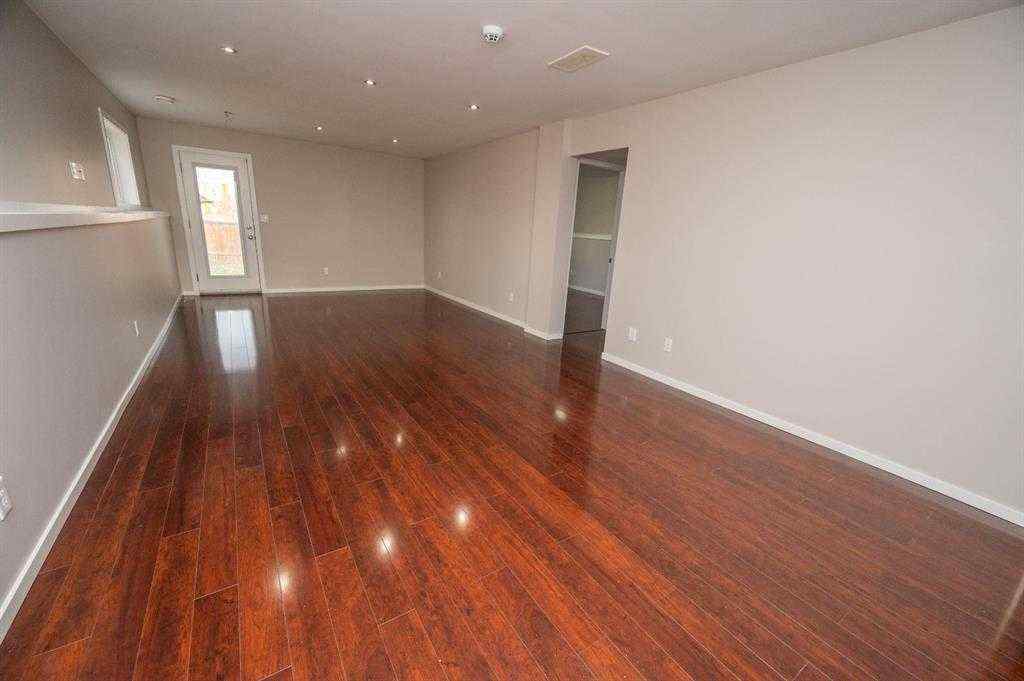 MLS® A2242073 - 60 Long Close  in Lonsdale Red Deer, Residential