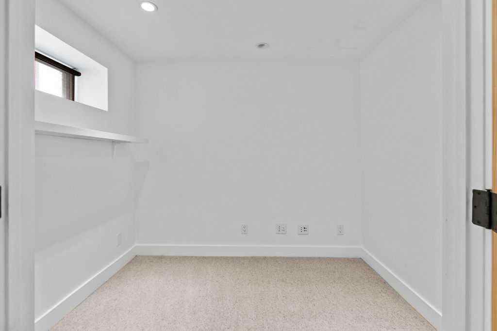 MLS® A2242075 - 914 5A Street NW in Sunnyside Calgary, Residential