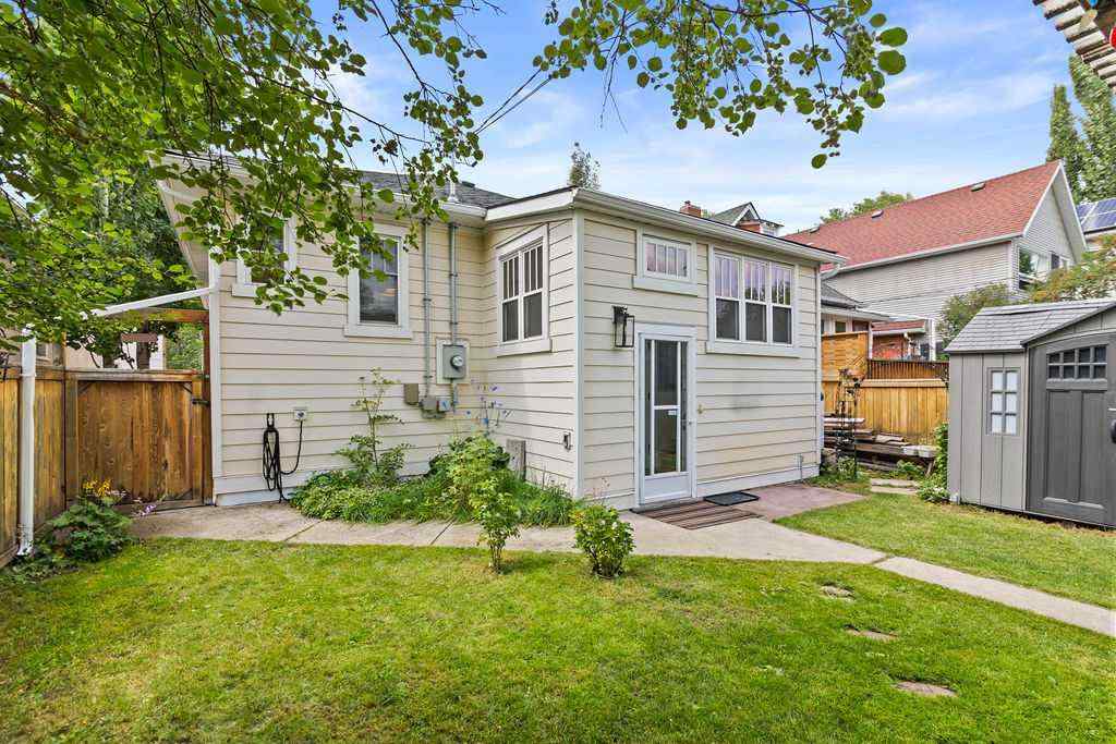 MLS® A2242075 - 914 5A Street NW in Sunnyside Calgary, Residential