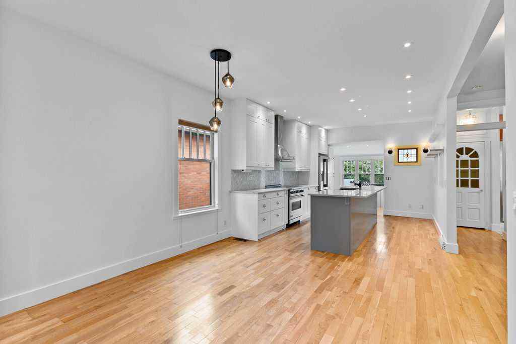 MLS® A2242075 - 914 5A Street NW in Sunnyside Calgary, Residential