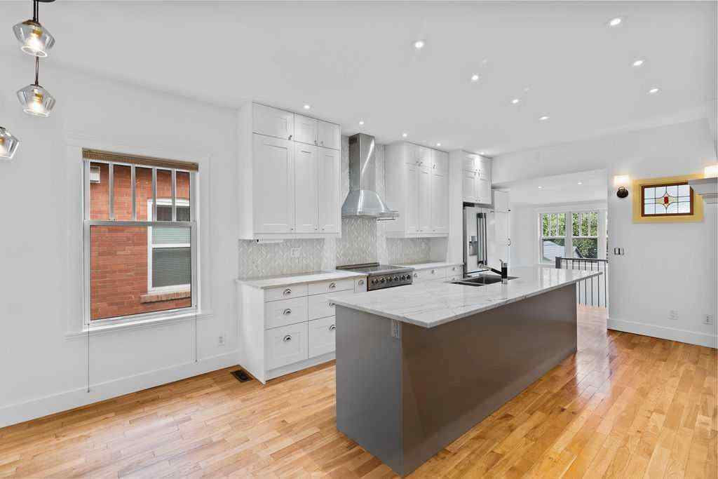 MLS® A2242075 - 914 5A Street NW in Sunnyside Calgary, Residential