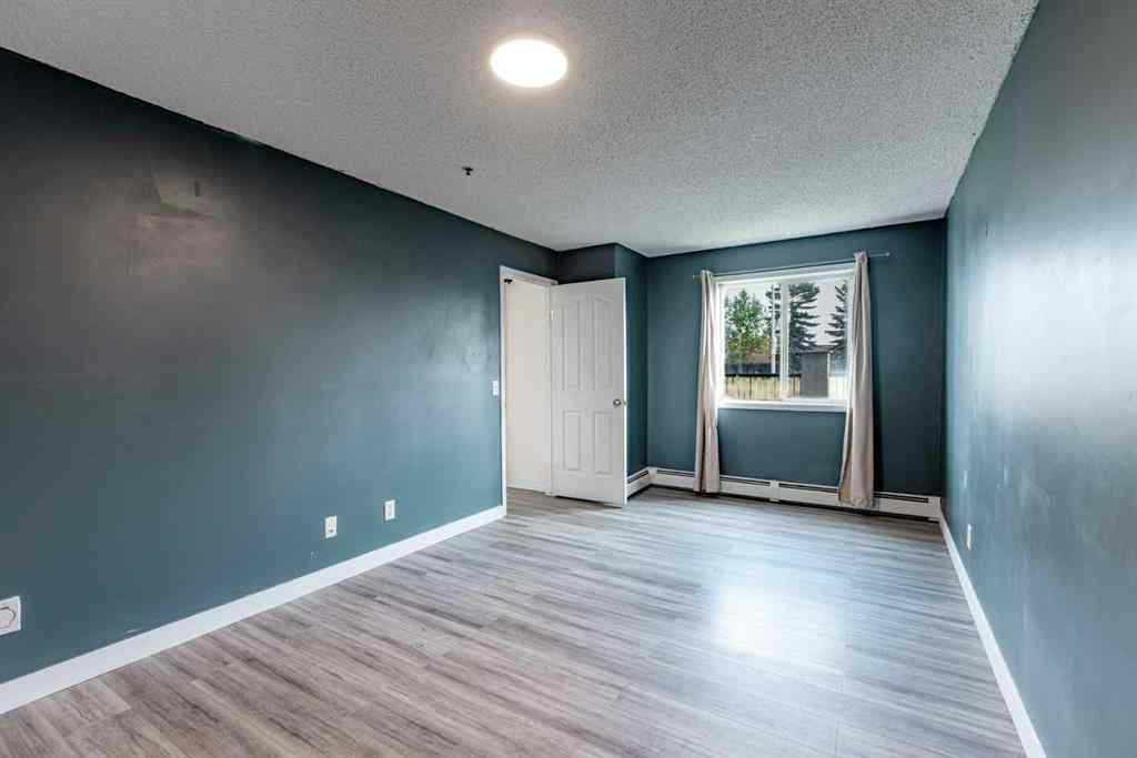 MLS® A2242087 - Unit #106 2106 Valleyview Park SE in Dover Calgary, Residential