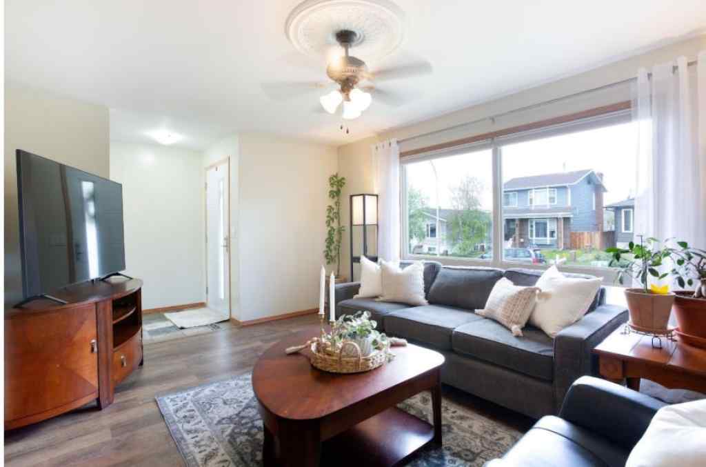 MLS® A2242093 - 39 Elk Hill SE in Edgewater Airdrie, Residential