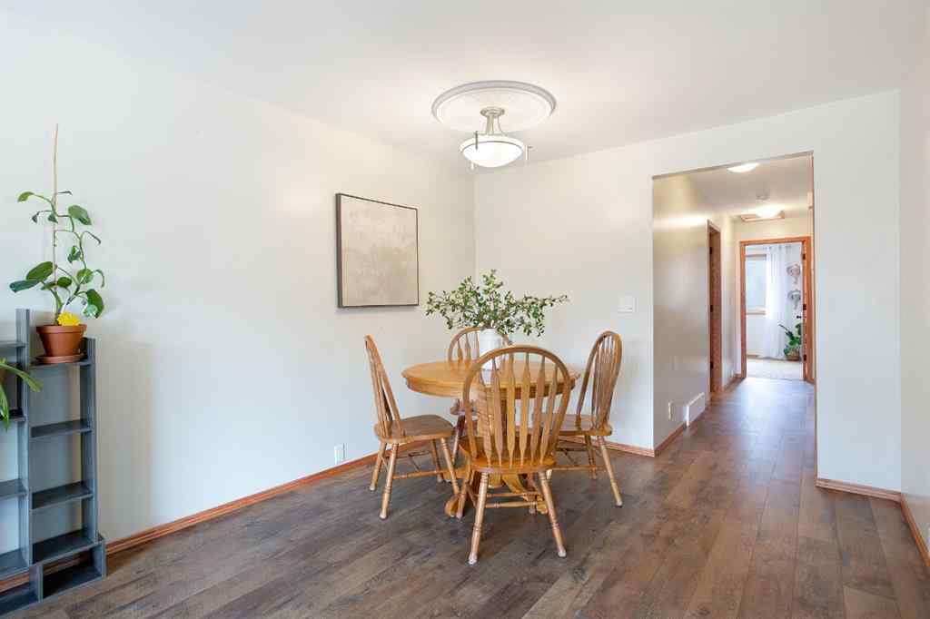 MLS® A2242093 - 39 Elk Hill SE in Edgewater Airdrie, Residential