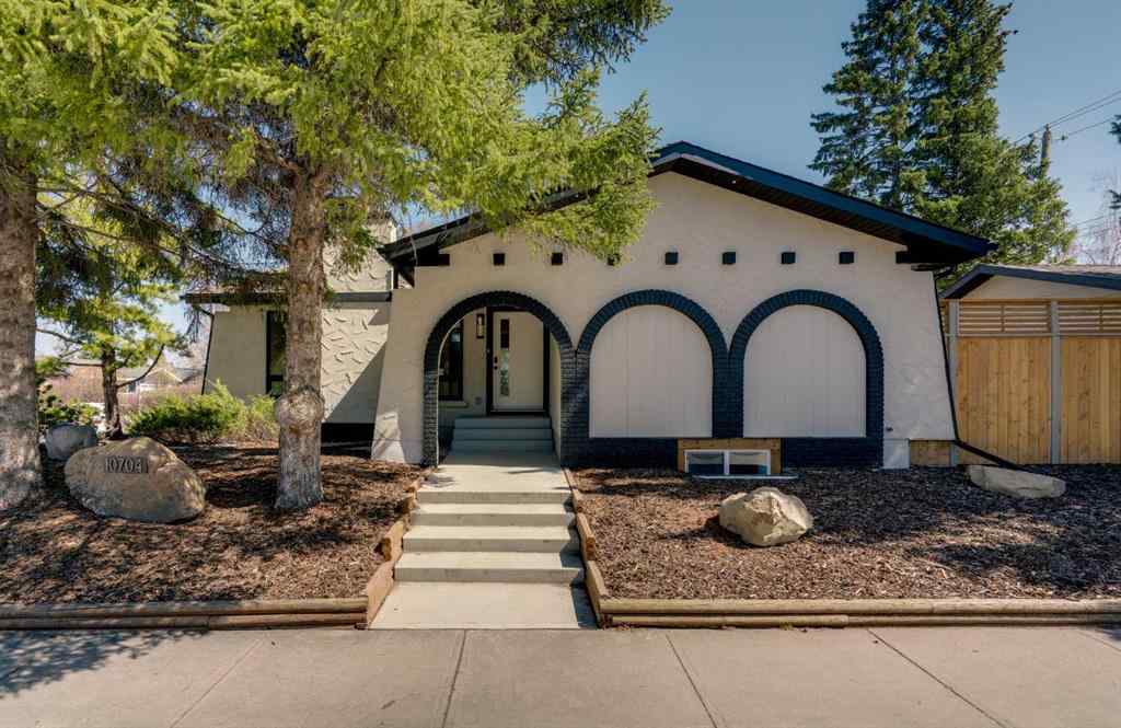MLS® A2242097 - 10704 Oakfield Drive SW in Cedarbrae Calgary, Residential