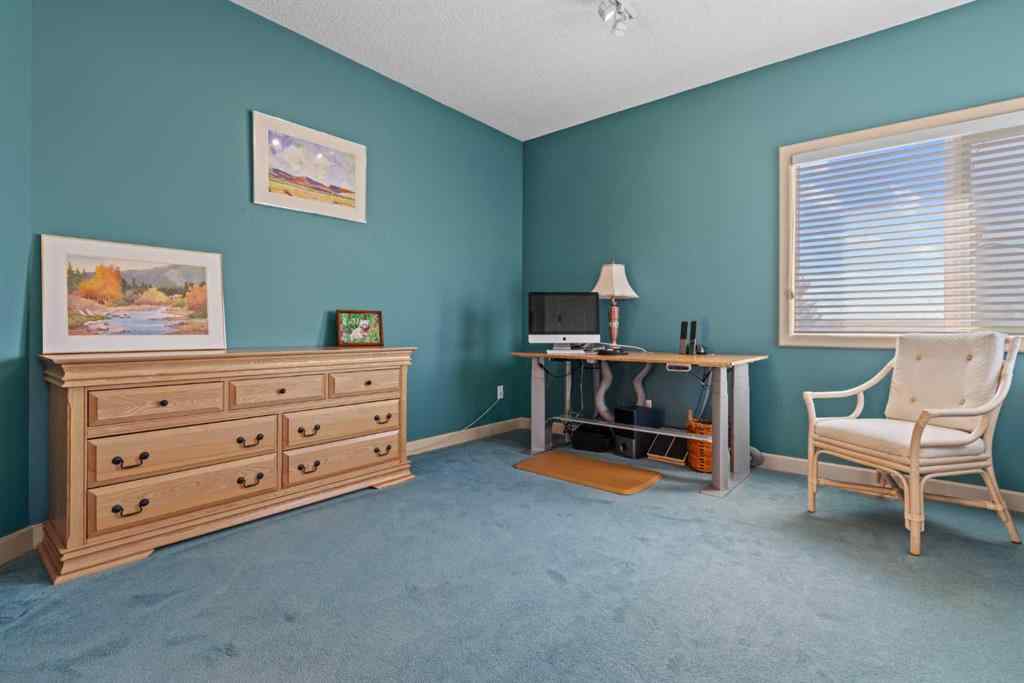 MLS® A2242103 - 1115 16A Street NW in Hounsfield Heights/Briar Hill Calgary, Residential