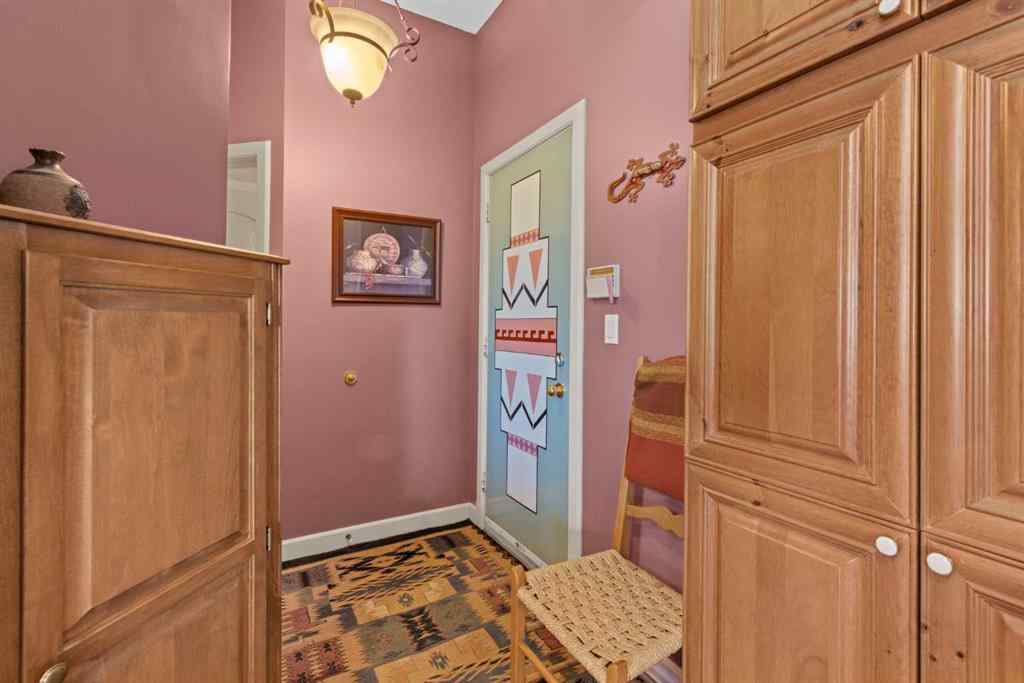 MLS® A2242103 - 1115 16A Street NW in Hounsfield Heights/Briar Hill Calgary, Residential