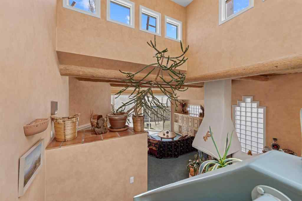MLS® A2242103 - 1115 16A Street NW in Hounsfield Heights/Briar Hill Calgary, Residential
