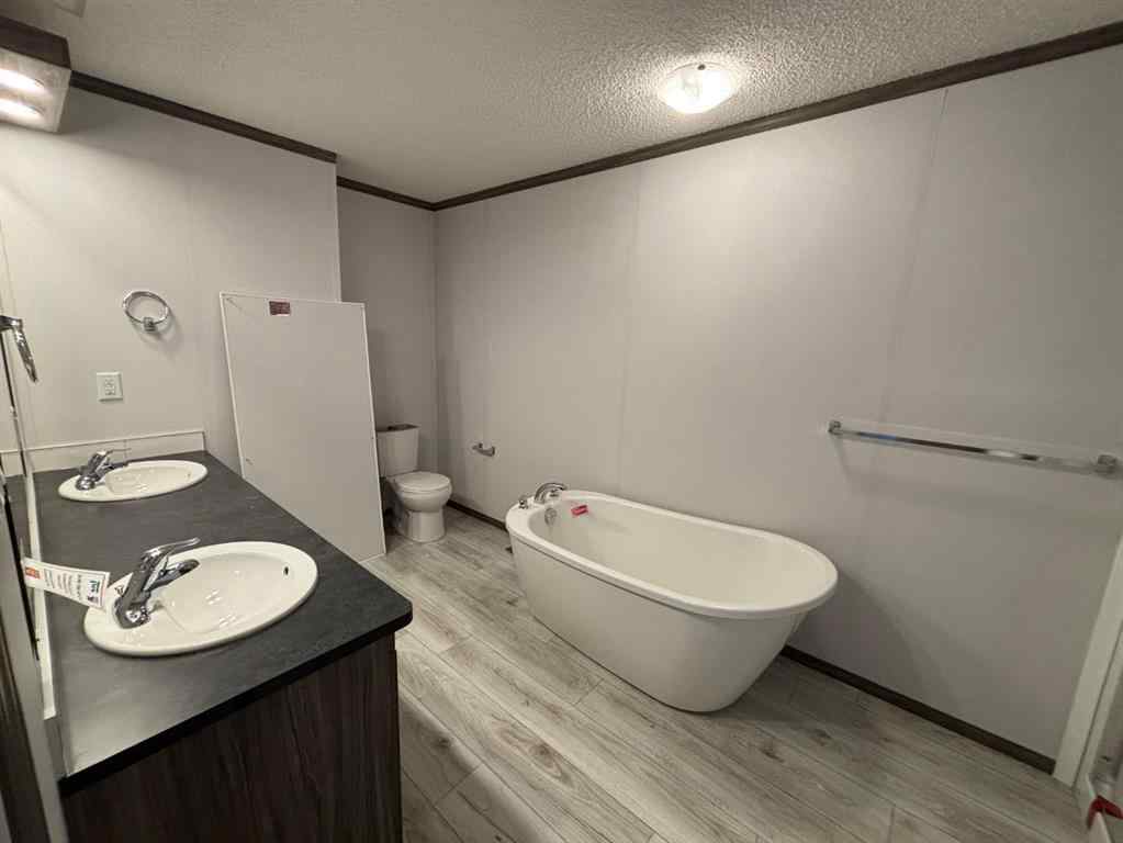 MLS® A2242104 - 24 Homestead Way  in NONE High River, Mobile