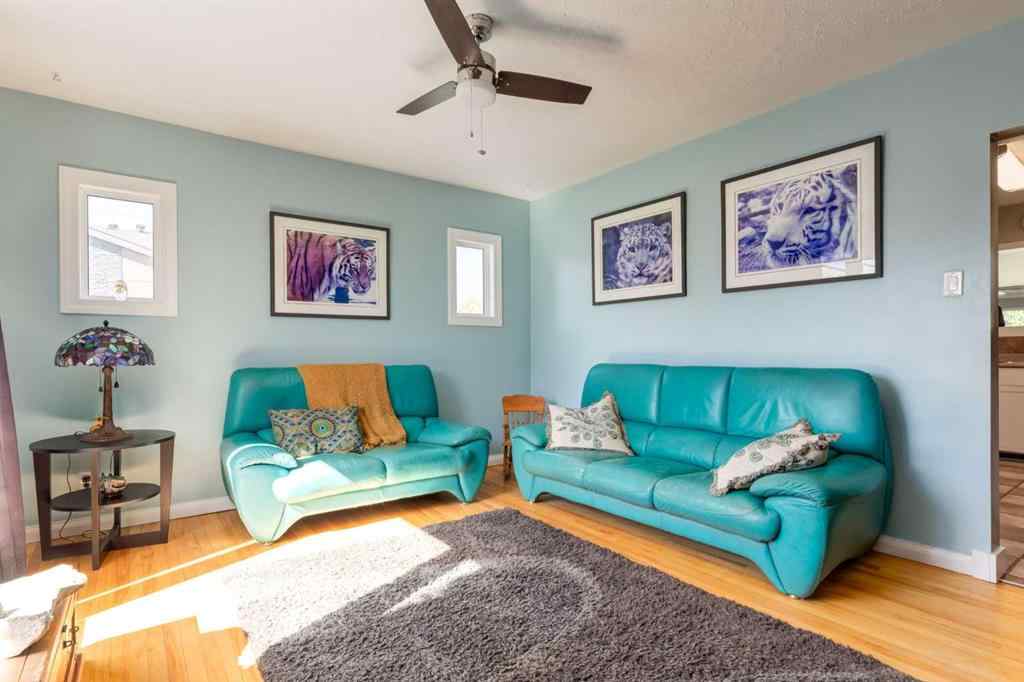 MLS® A2242112 - 202 27 Avenue NE in Tuxedo Park Calgary, Residential