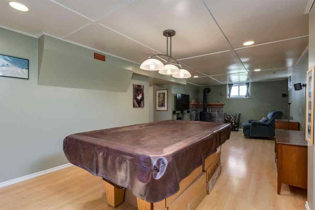 MLS® A2242112 - 202 27 Avenue NE in Tuxedo Park Calgary, Residential