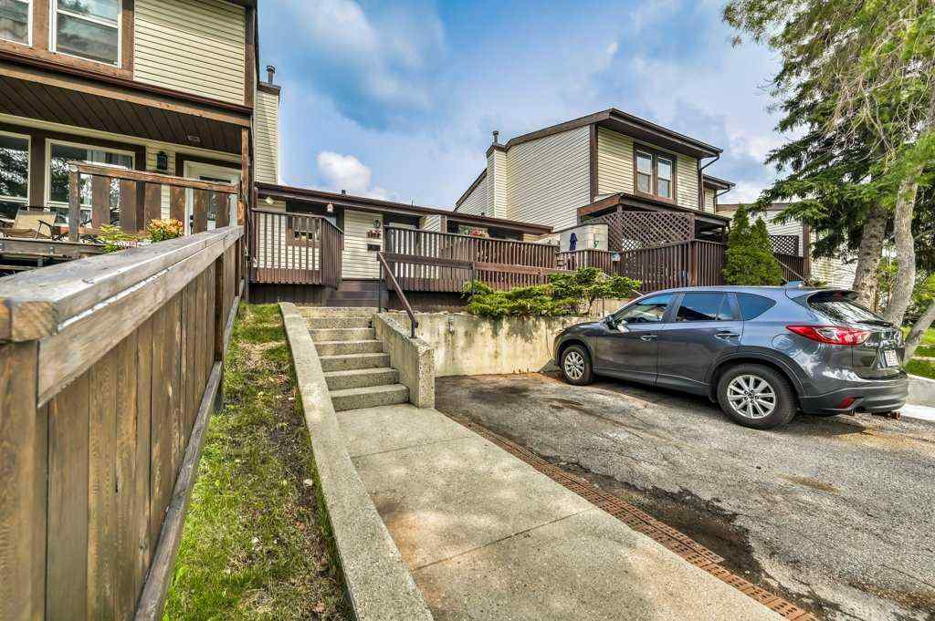 MLS® A2242115 - 1322 Ranchlands Way NW in Ranchlands Calgary, Residential