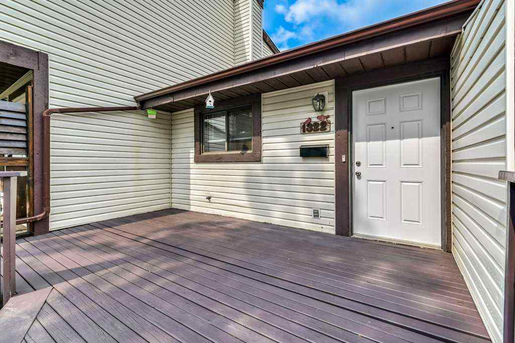 MLS® A2242115 - 1322 Ranchlands Way NW in Ranchlands Calgary, Residential