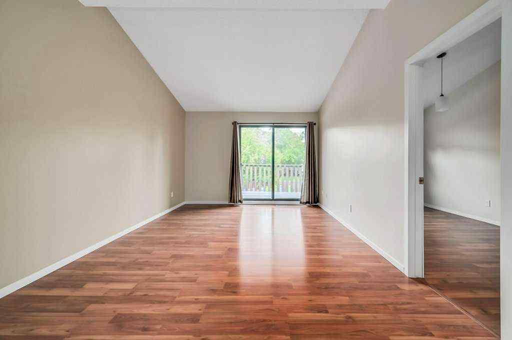 MLS® A2242115 - 1322 Ranchlands Way NW in Ranchlands Calgary, Residential